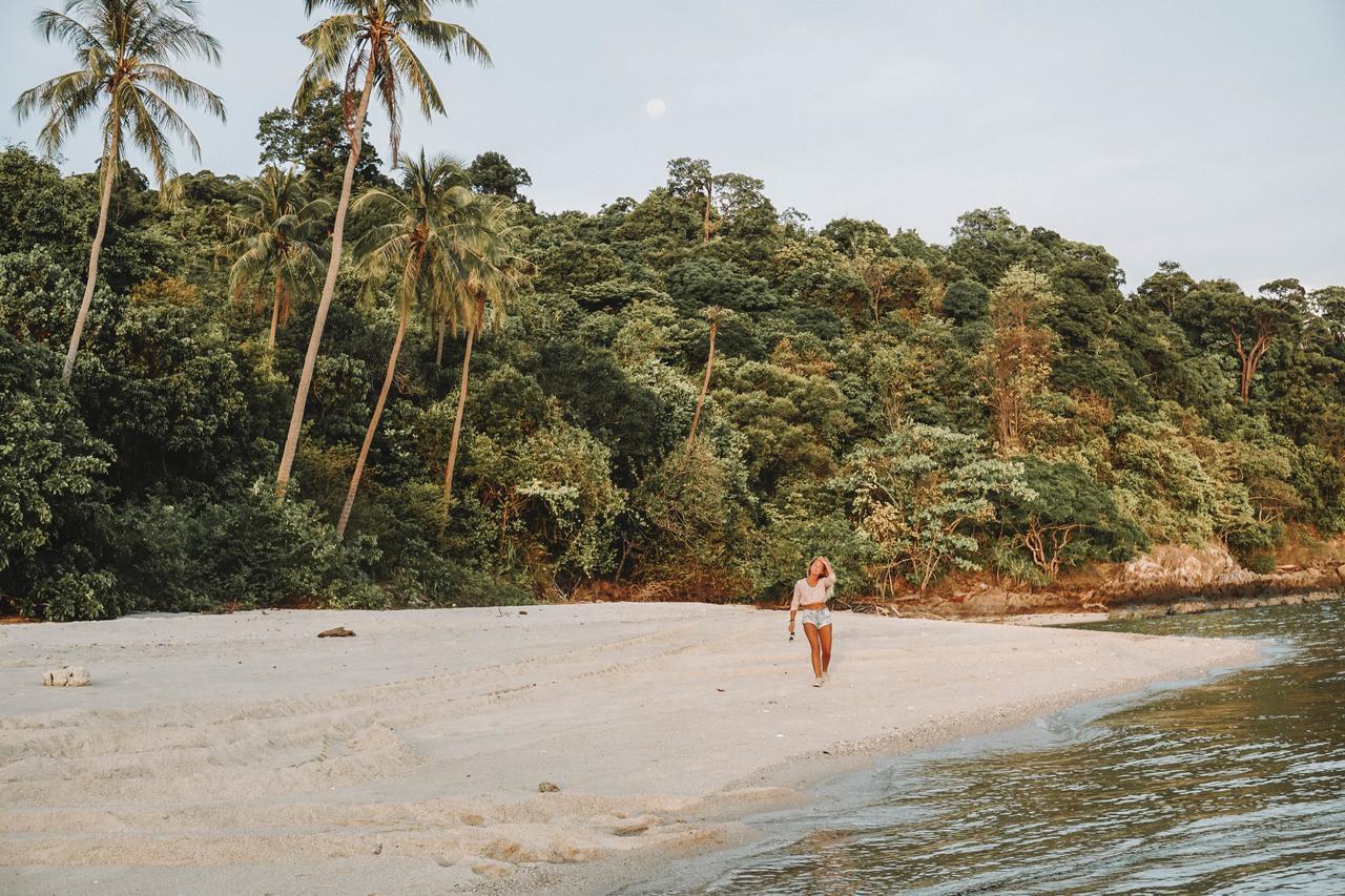 Adang Island Resort Koh Lipe Eksteriør billede